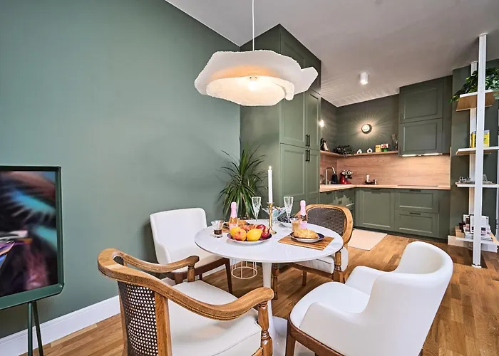 Oliv With Free Parking *